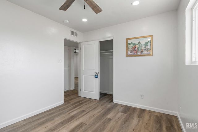 5817 Gary Place, Bakersfield, CA 93307