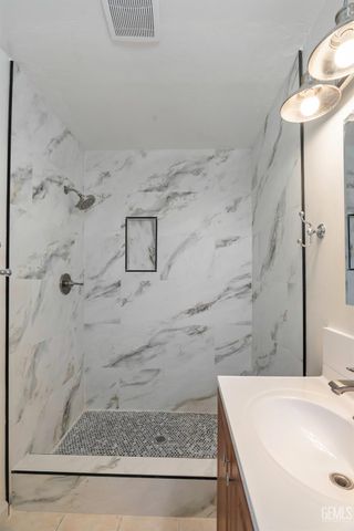 5817 Gary Place, Bakersfield, CA 93307