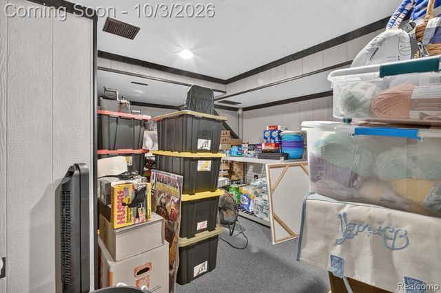 3376 S Commerce Road, Commerce Twp, MI 48390