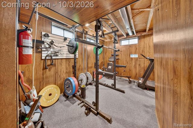 3376 S Commerce Road, Commerce Twp, MI 48390