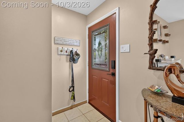 3376 S Commerce Road, Commerce Twp, MI 48390