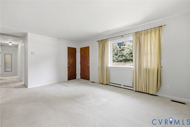 10215 River Rd, South Chesterfield, VA 23803