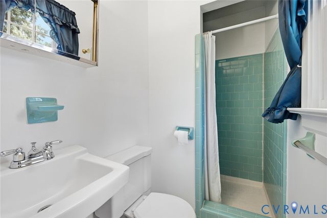 10215 River Rd, South Chesterfield, VA 23803