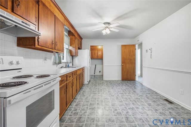 10215 River Rd, South Chesterfield, VA 23803