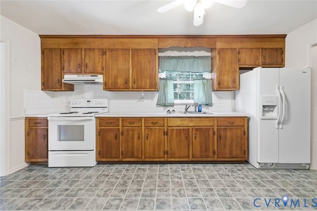 10215 River Rd, South Chesterfield, VA 23803