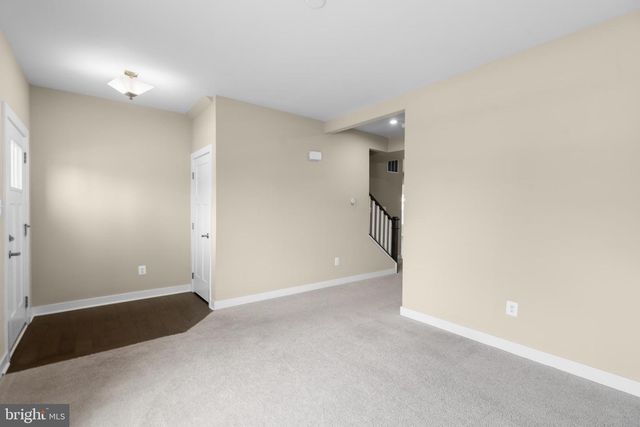 112 FRINGETREE CT, Lake Frederick, VA 22630