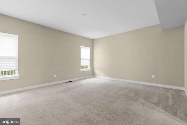 112 FRINGETREE CT, Lake Frederick, VA 22630