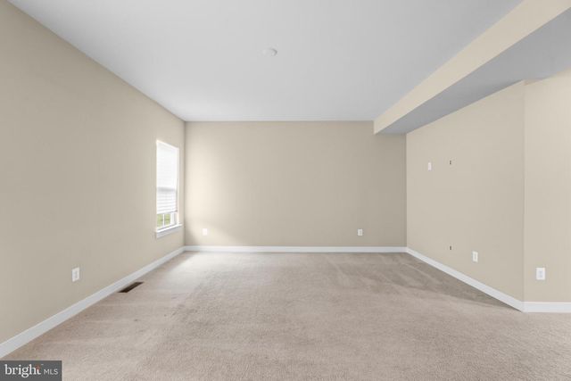 112 FRINGETREE CT, Lake Frederick, VA 22630