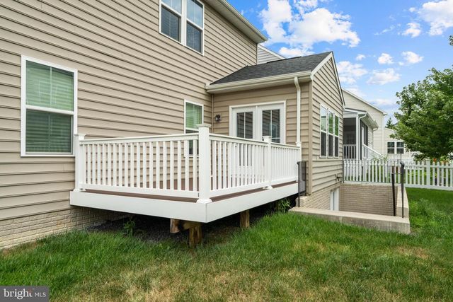 112 FRINGETREE CT, Lake Frederick, VA 22630