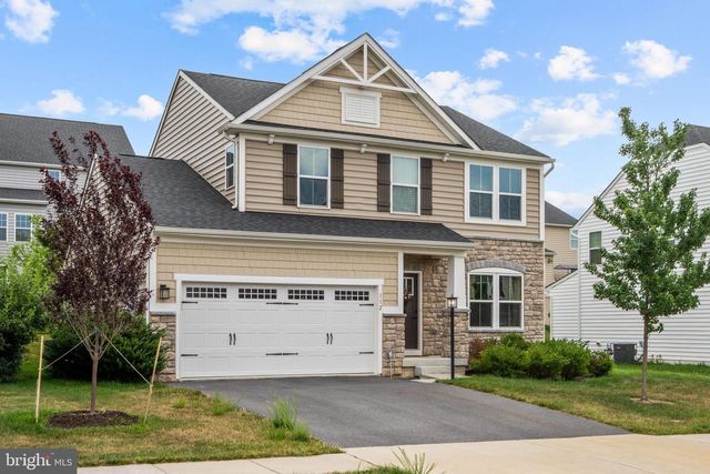 112 FRINGETREE CT, Lake Frederick, VA 22630