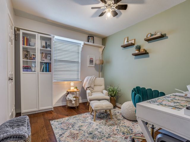 1325 Mayfield Avenue, Garland, TX 75041