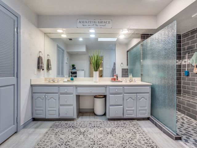 1325 Mayfield Avenue, Garland, TX 75041