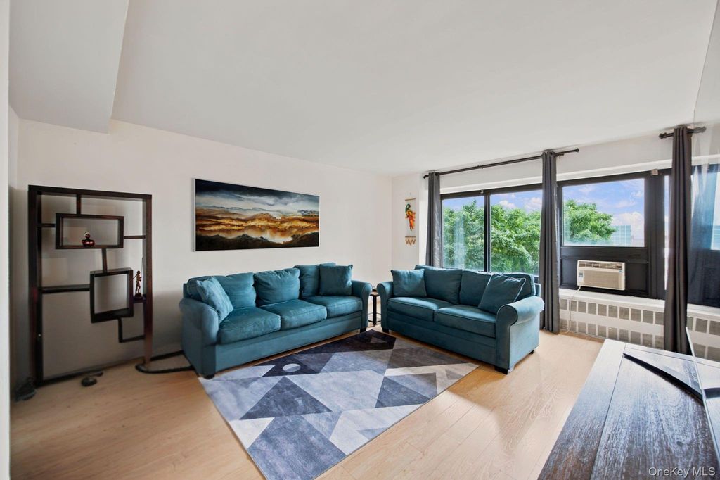 33-65 14th Street 5A, Astoria, NY 11106 — photo 3