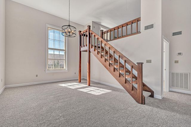 129 Academy ST, Salem, VA 24153