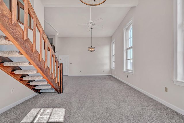 129 Academy ST, Salem, VA 24153