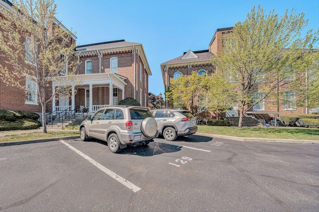 129 Academy ST, Salem, VA 24153