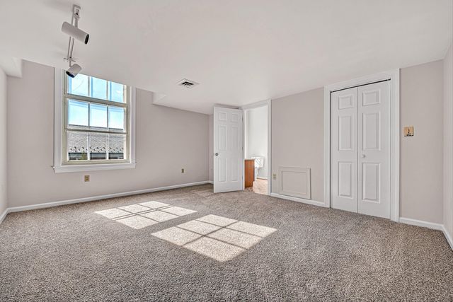 129 Academy ST, Salem, VA 24153