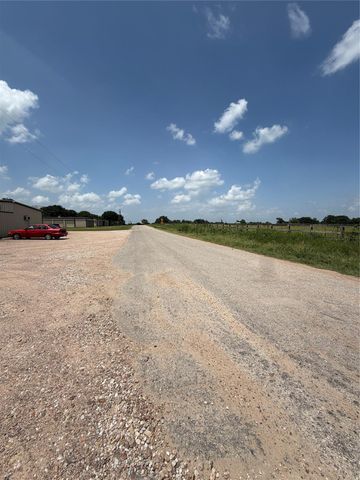 1528 Scroggins Lane, Waller, TX 77484