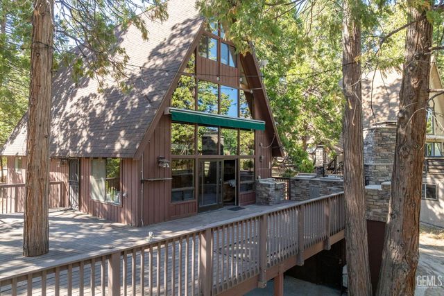 1619 Crescent Drive, Wofford Heights, CA 93285