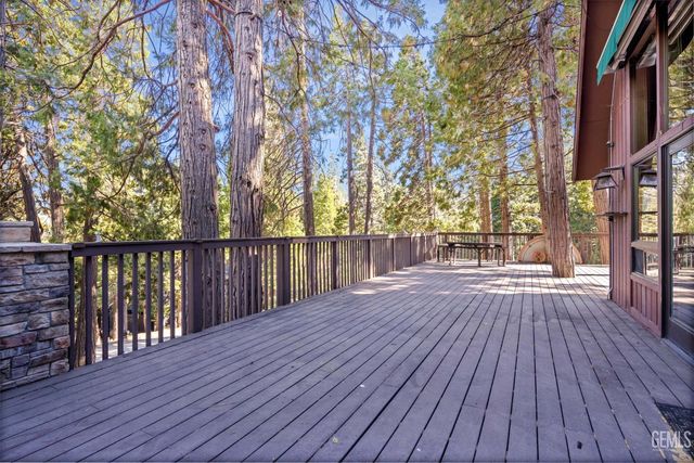 1619 Crescent Drive, Wofford Heights, CA 93285