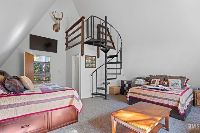 1619 Crescent Drive, Wofford Heights, CA 93285