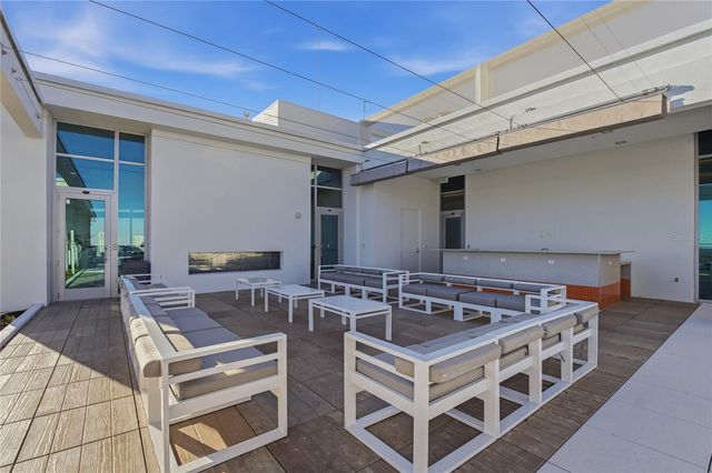 777 3RD AVENUE N 1202, St Petersburg, FL 33701