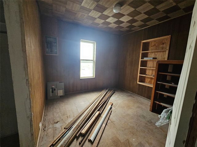 802 E 11TH Street, Erie, PA 16503