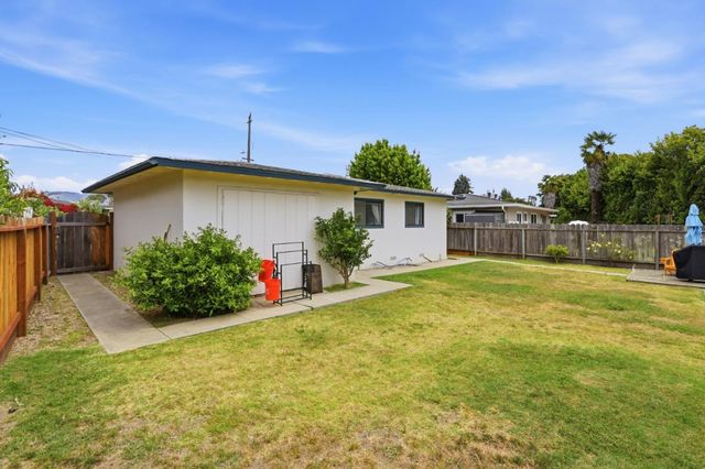 25 Bronson Street, Watsonville, CA 95076