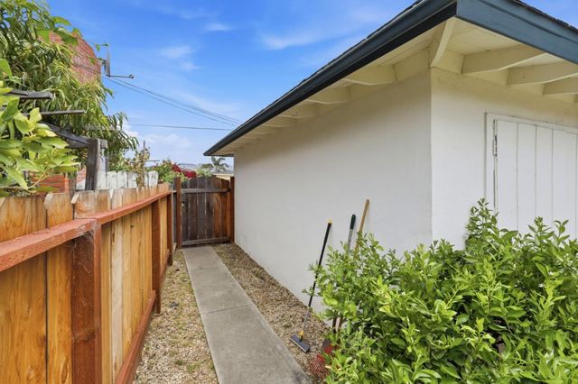 25 Bronson Street, Watsonville, CA 95076