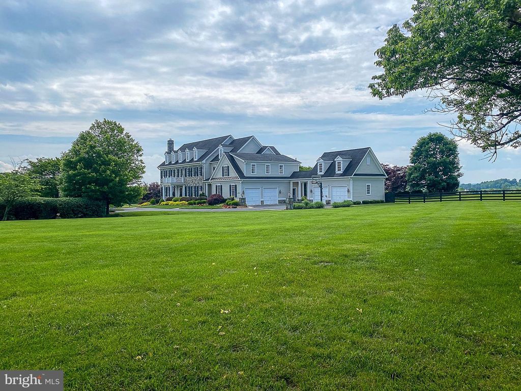 19326 AIRWELL CT, Purcellville, VA 20132