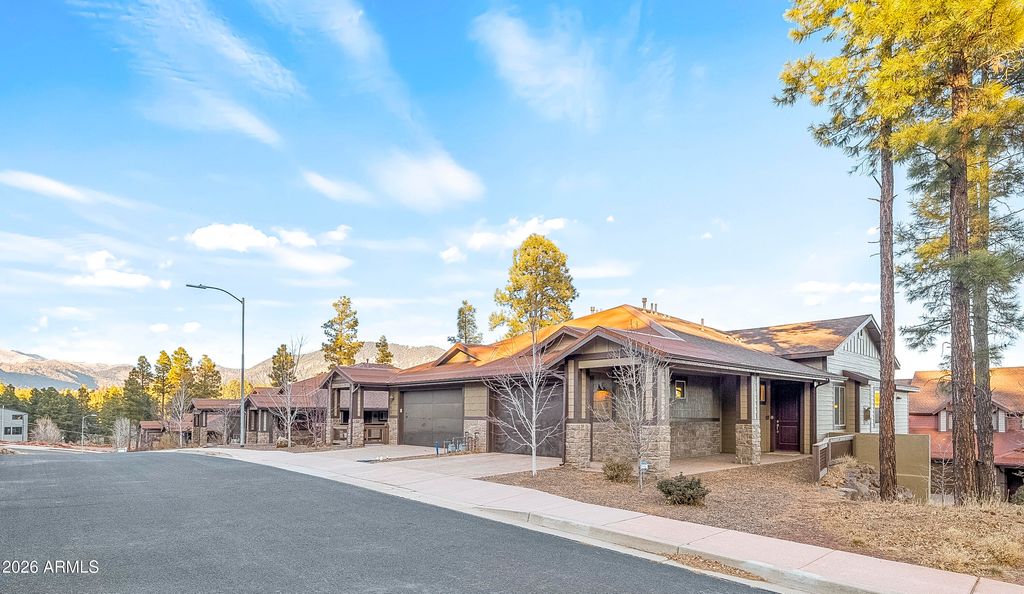 530 N Moriah Drive, Flagstaff, AZ 86001