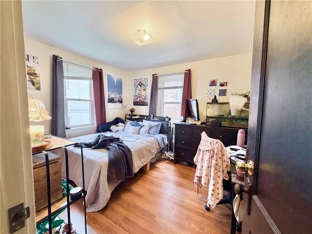 3303 Niagara St, Oakland, PA 15213