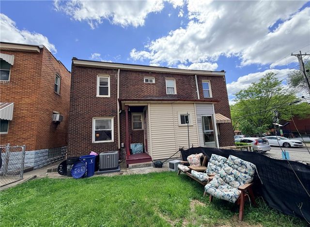 3303 Niagara St, Oakland, PA 15213