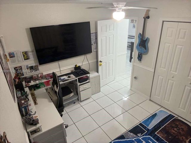 3514 W 76th St 203, Hialeah, FL 33018