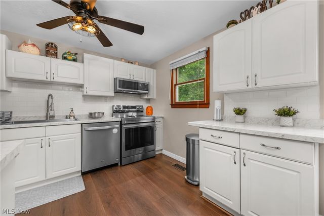 15646 Bittersweet Court, Strongsville, OH 44136