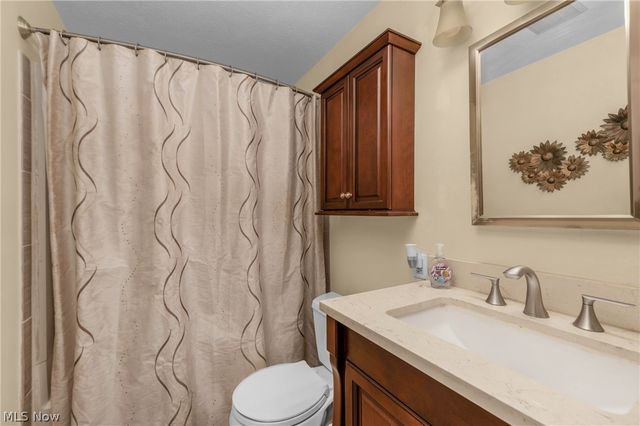 15646 Bittersweet Court, Strongsville, OH 44136