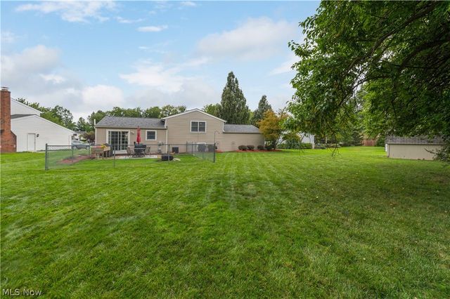 15646 Bittersweet Court, Strongsville, OH 44136