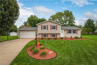 15646 Bittersweet Court, Strongsville, OH 44136