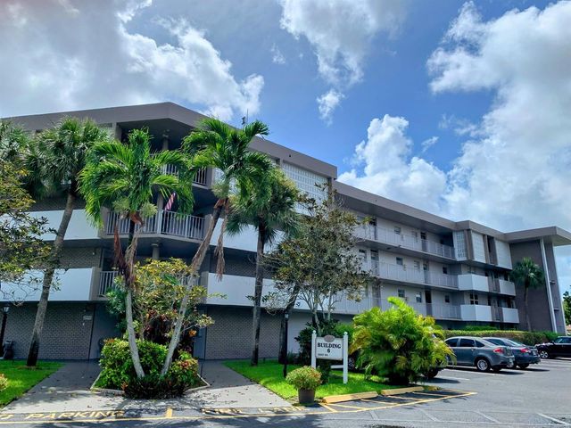 2800 NW 47th Terrace 304, Lauderdale Lakes, FL 33313