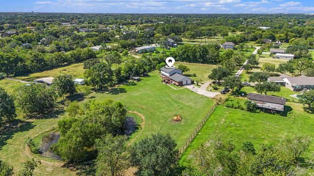 12421 Roy Road CR105, Brookside, TX 77581