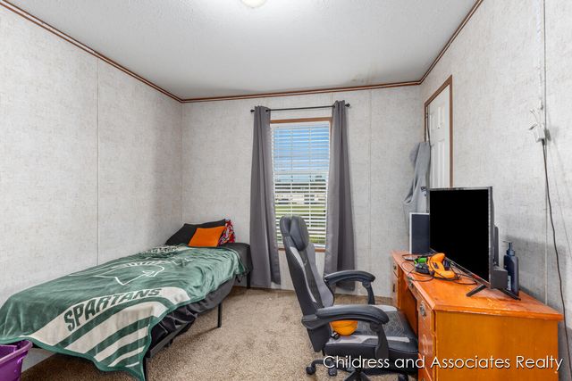 12811 Charles Drive, Wayland, MI 49348