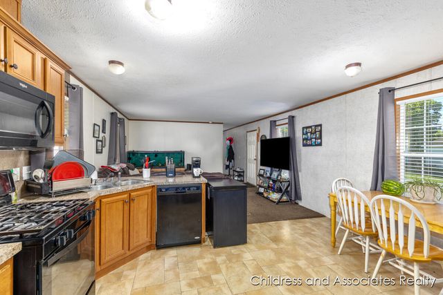 12811 Charles Drive, Wayland, MI 49348