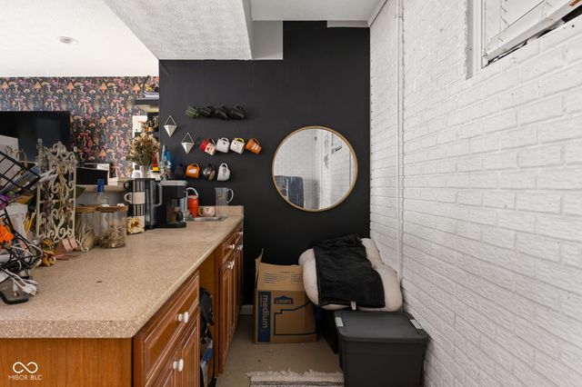 2045 N Broadway Street, Indianapolis, IN 46202