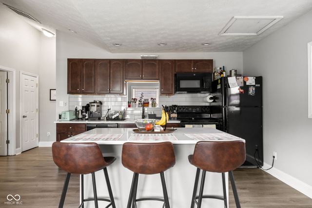 2045 N Broadway Street, Indianapolis, IN 46202