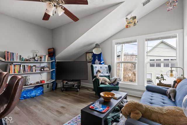 2045 N Broadway Street, Indianapolis, IN 46202