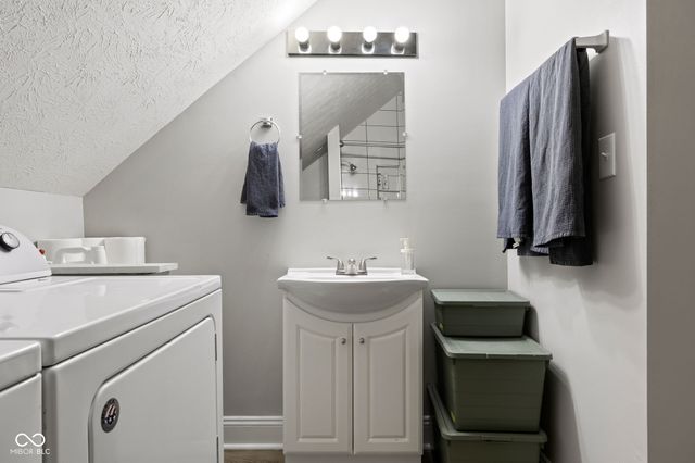 2045 N Broadway Street, Indianapolis, IN 46202