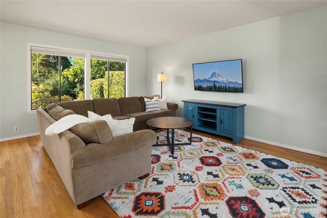 1931 237th Street SE, Bothell, WA 98021