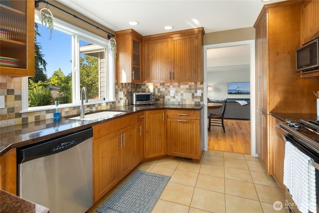 1931 237th Street SE, Bothell, WA 98021