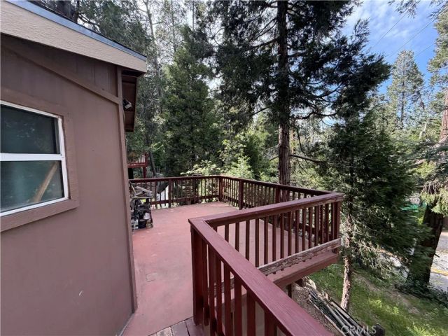 23370 Seeley Way, Crestline, CA 92325