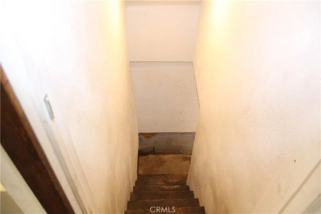 23370 Seeley Way, Crestline, CA 92325